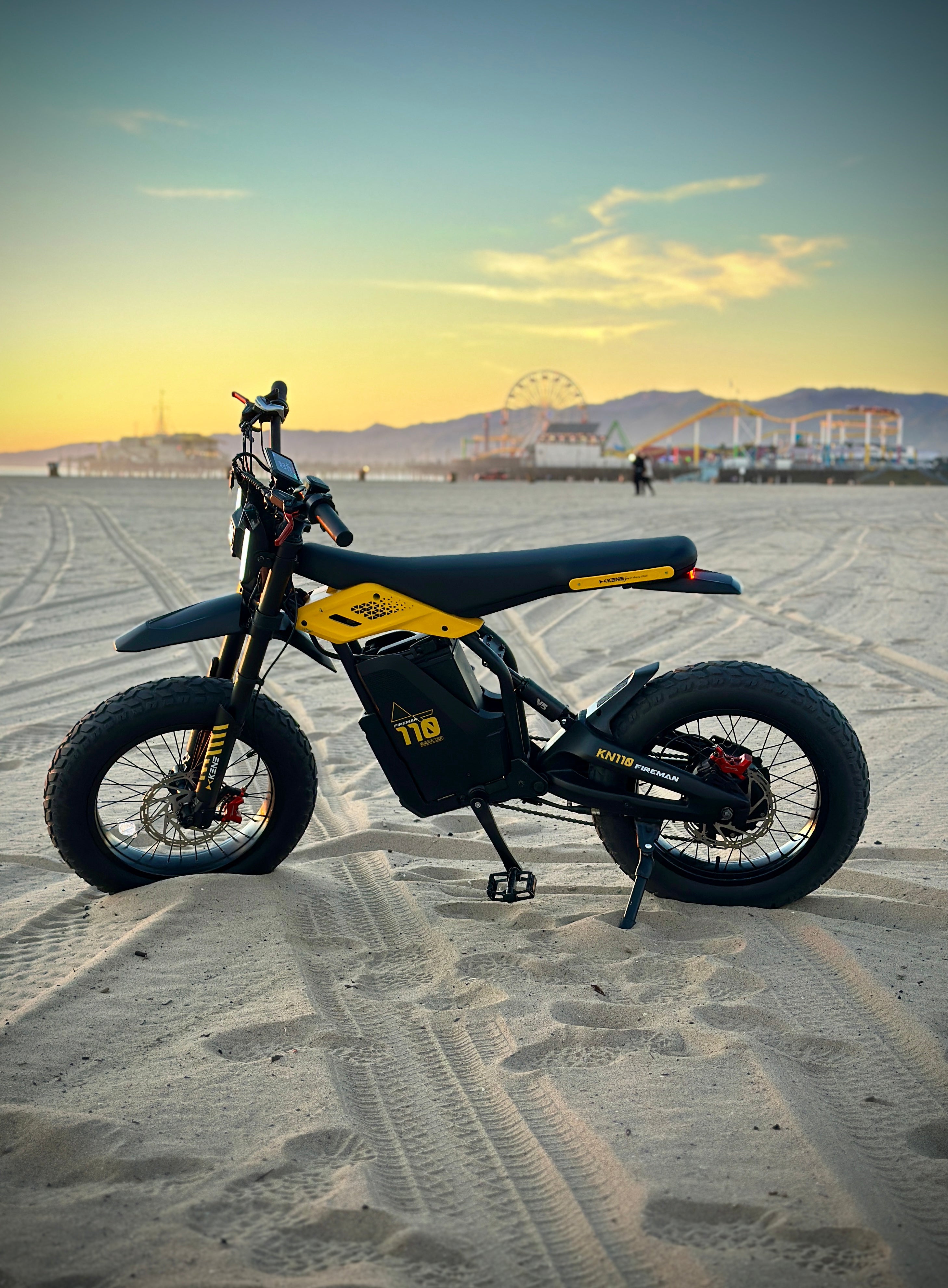 KN110 | Santa Monica Sunset Cruise