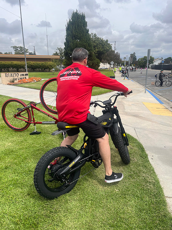Your E-Moto's Suspension Was Set for a 150 lb Stranger — Here's the 15-Minute Fix
